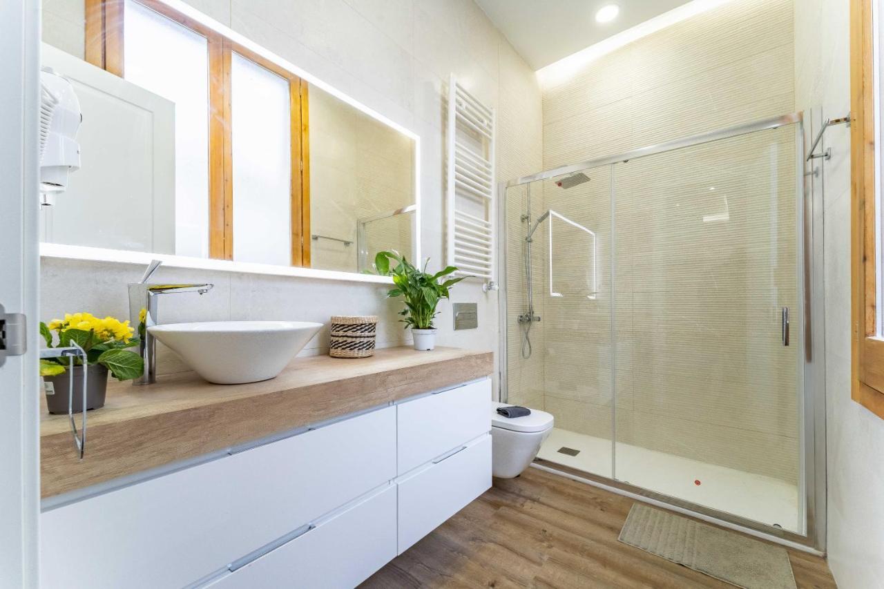Exclusive Luxury Apartment In Central Madrid Exterior foto